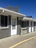 Aurora Inn
