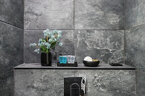 Manhattan by Kairos Apartments