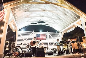 Coastal Belle 117 WI