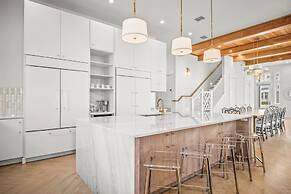 Holiday House 331 TAI