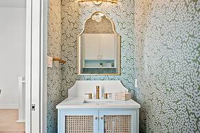 Holiday House 331 TAI