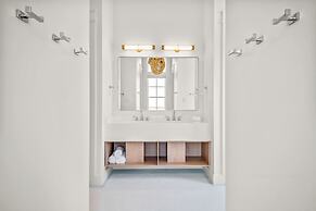 Holiday House 331 TAI