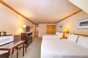 Selkirk Lodge