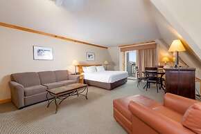 Selkirk Lodge