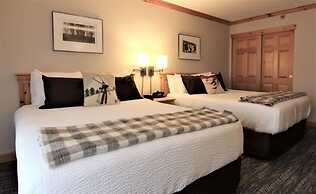 Selkirk Lodge
