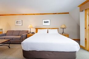 Selkirk Lodge