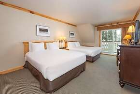 Selkirk Lodge