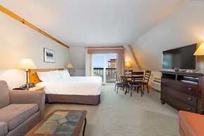 Selkirk Lodge