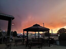 Sundowner Inn Forsyth