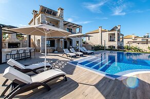 Bliss Villas Complex With Private Pool