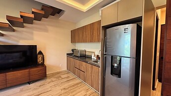 Meraki Luxury Condo by Marea
