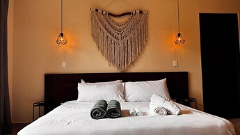 Meraki Luxury Condo by Marea