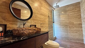 Meraki Luxury Condo by Marea