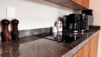 Meraki Luxury Condo by Marea