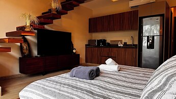 Meraki Luxury Condo by Marea