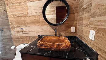 Meraki Luxury Condo by Marea