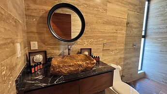Meraki Luxury Condo by Marea