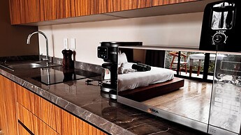 Meraki Luxury Condo by Marea