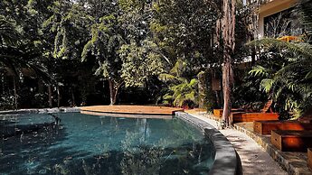 Meraki Luxury Condo by Marea