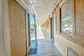 OYO Hotel Jonesboro Near Atlanta Airport