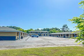 OYO Hotel Jonesboro Near Atlanta Airport