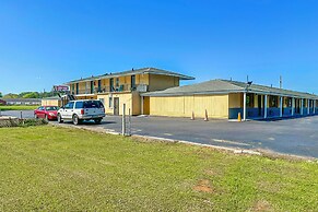 OYO Hotel Jonesboro Near Atlanta Airport