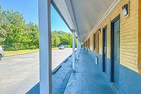 OYO Hotel Jonesboro Near Atlanta Airport