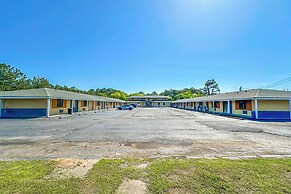 OYO Hotel Jonesboro Near Atlanta Airport