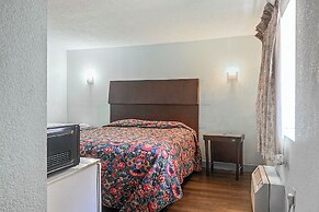 OYO Hotel Jonesboro Near Atlanta Airport