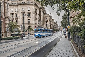 Cracow Fancy Brick 1