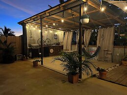 El Camper with private pool