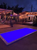 El Camper with private pool