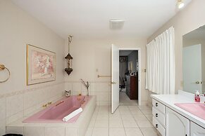 The Brentwood Waterfront Retreat