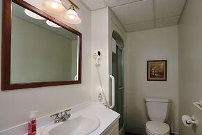 The Brentwood Waterfront Retreat