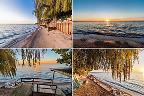 The Brentwood Waterfront Retreat