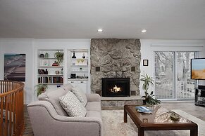 The Brentwood Waterfront Retreat