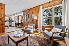 Bayview Beach Cottage For 4!