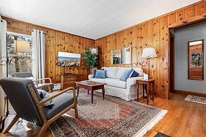 Bayview Beach Cottage For 4!