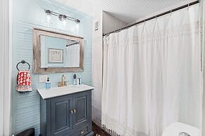 Drackett House by Whiskey Properties