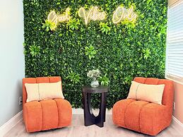 Spacious Modern King bed Game Room More