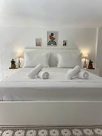 Green Cozy Home City Center