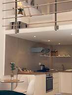 Green Cozy Home City Center