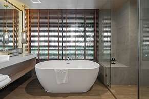 Salaya One Hotel & Service Apartment