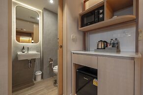 Salaya One Hotel & Service Apartment