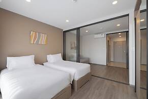 Salaya One Hotel & Service Apartment