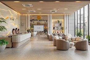 Salaya One Hotel & Service Apartment