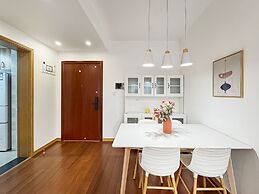 Tyms 2BR Apt TianshanRD Near CESIS Line2
