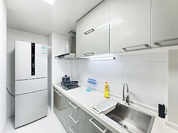 Tyms 2BR Apt TianshanRD Near CESIS Line2