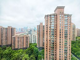 Tyms 2BR Apt TianshanRD Near CESIS Line2