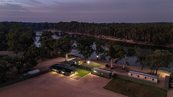 Lake Victoria Station Lodge